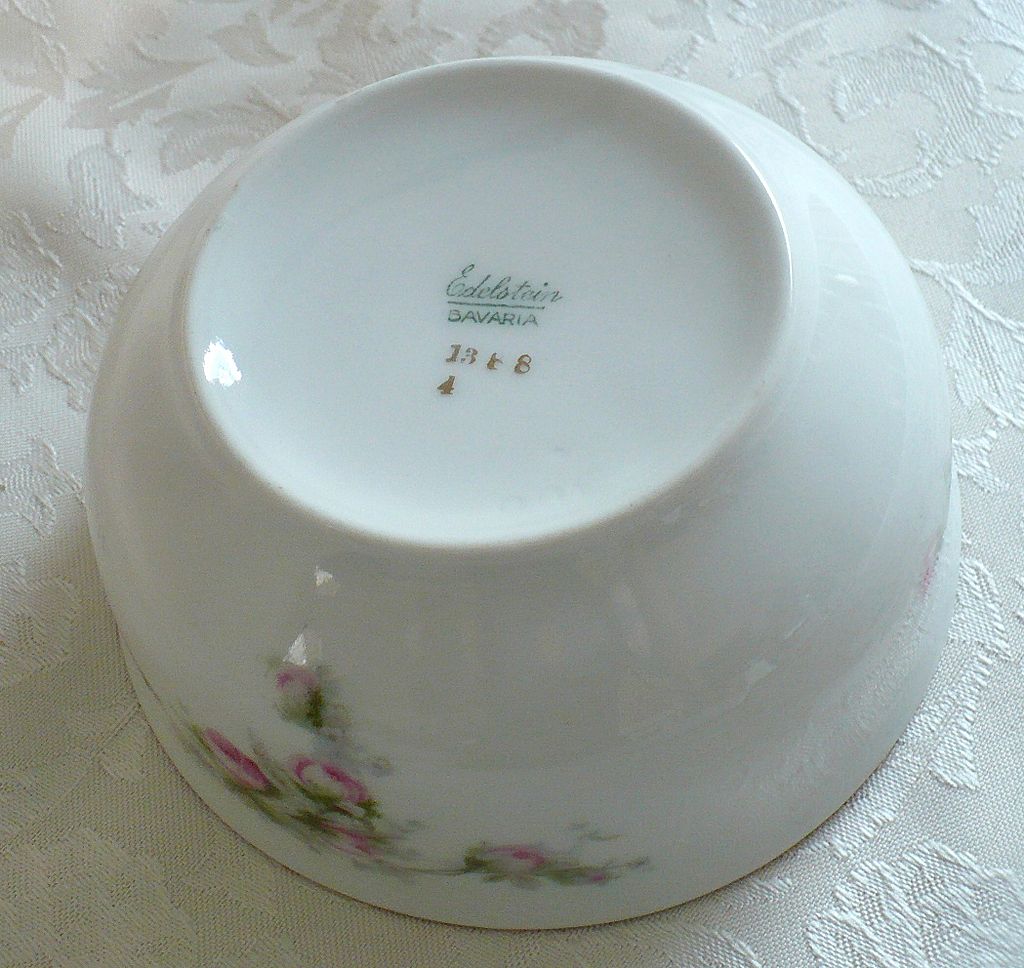 Vintage German Bavarian Porcelain Bowl with Roses - c. 1931-38 Vintage German Bavarian Porcelain Bowl with Roses - c. 1931-38