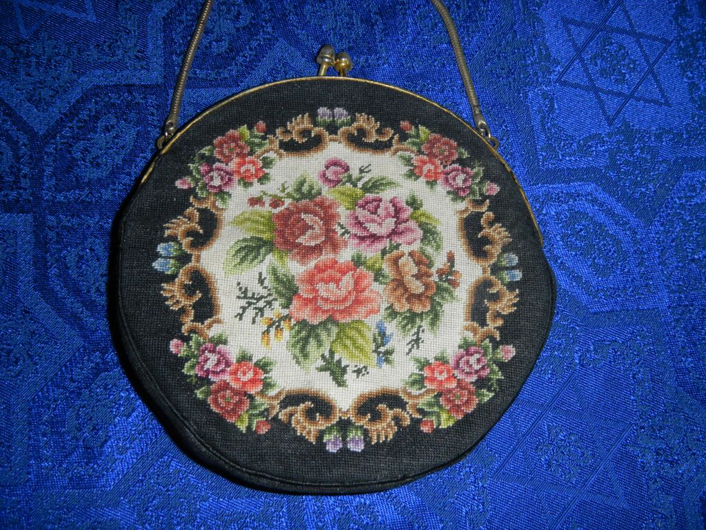 Petit-point Purse Petit-point Purse
