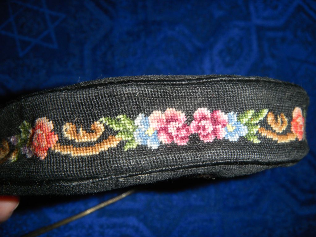 Petit-point Purse Petit-point Purse