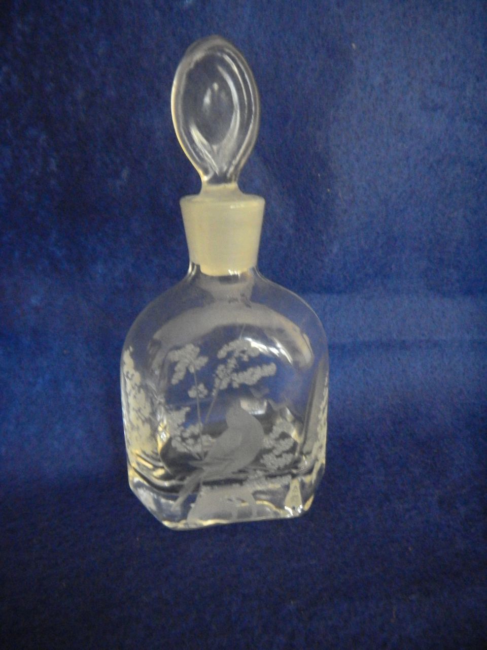 Vintage Etched Glass Perfume Bottle w/Stopper Vintage Etched Glass Perfume Bottle w/Stopper