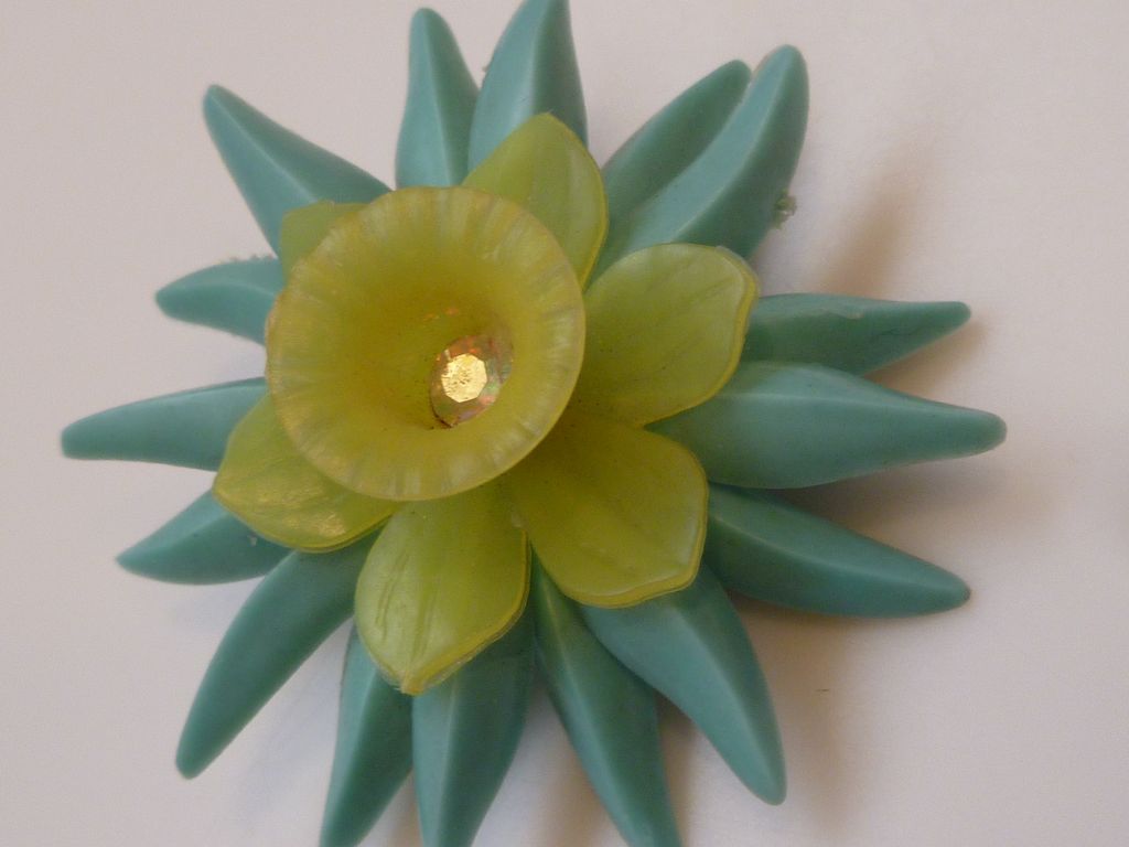 Vintage 1950's Plastic Flower Borealis Rhinestone Earrings Vintage 1950's Plastic Flower Borealis Rhinestone Earrings