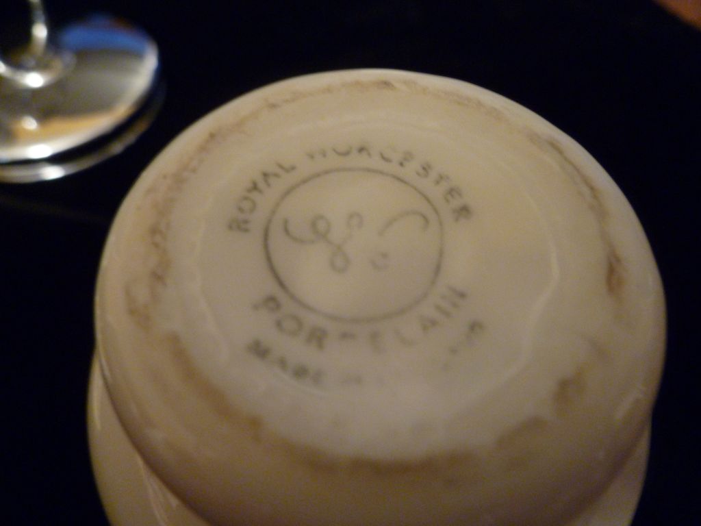 Royal Worcester Egg Coddler Lavinia (Blackberry) Standard PAIR Royal Worcester Egg Coddler Lavinia (Blackberry) Standard PAIR