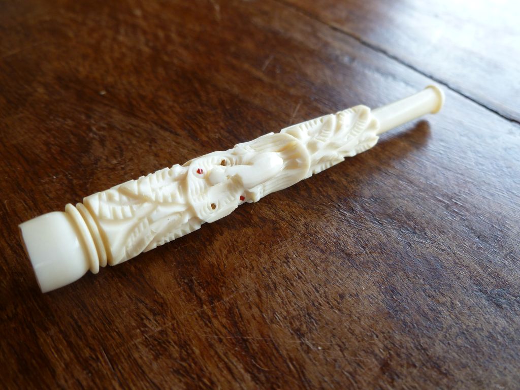 Vintage Carved Ivory Cigarette Holder Vintage Carved Ivory Cigarette Holder
