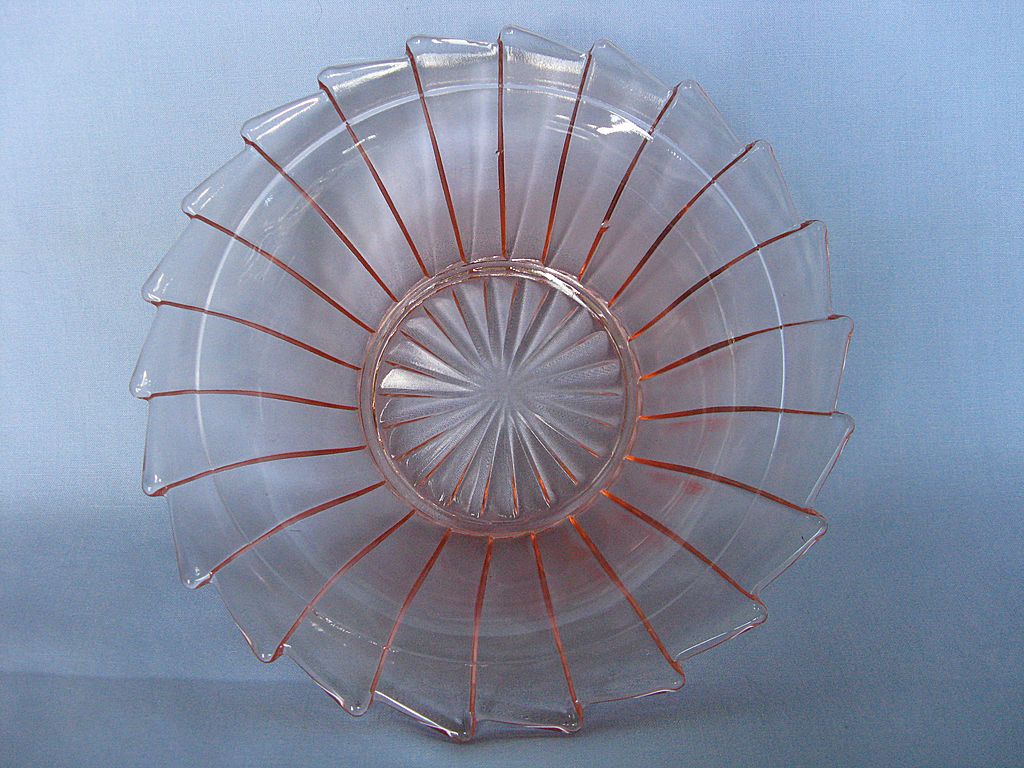 Depression Glass Pink Sierra "Pinwheel" Cereal Bowl Depression Glass Pink Sierra "Pinwheel" Cereal Bowl