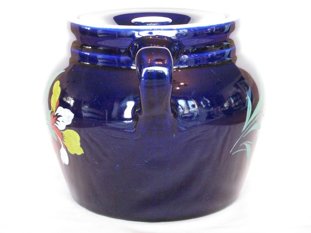 Hall China Blue Blossom Bean Pot, New England #4 Hall China Blue Blossom Bean Pot, New England #4