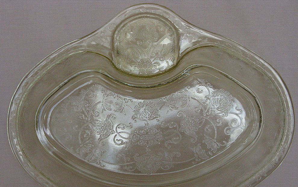 Depression Glass Yellow Florentine No. 2 Gravy Boat & Platter Depression Glass Yellow Florentine No. 2 Gravy Boat & Platter