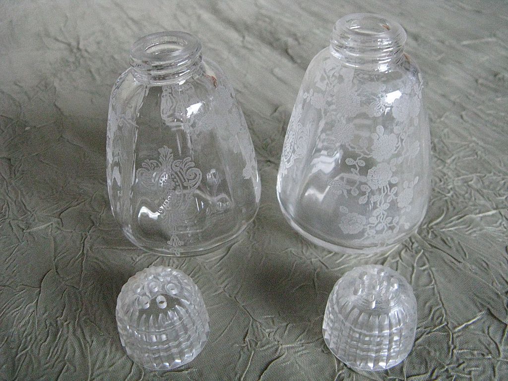 Cambridge Glass Rose Point Salt & Pepper Shakers Cambridge Glass Rose Point Salt & Pepper Shakers