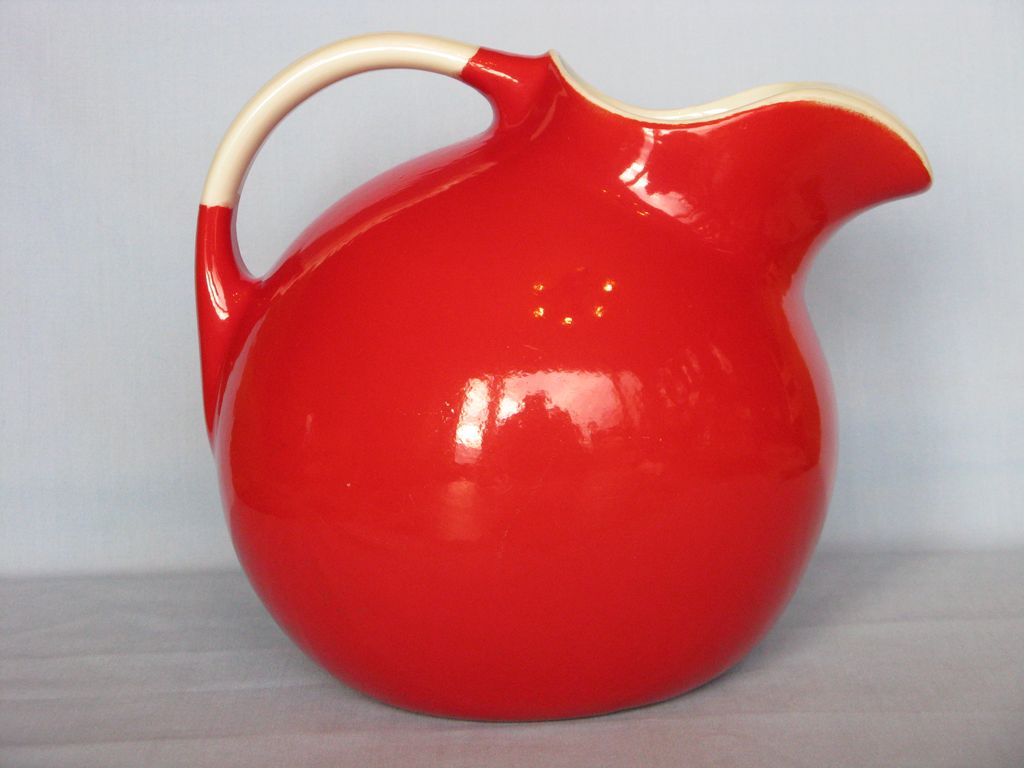 Hall China Red Kitchenware Ball jug, #3, "No Blue" Hall China Red Kitchenware Ball jug, #3, "No Blue"