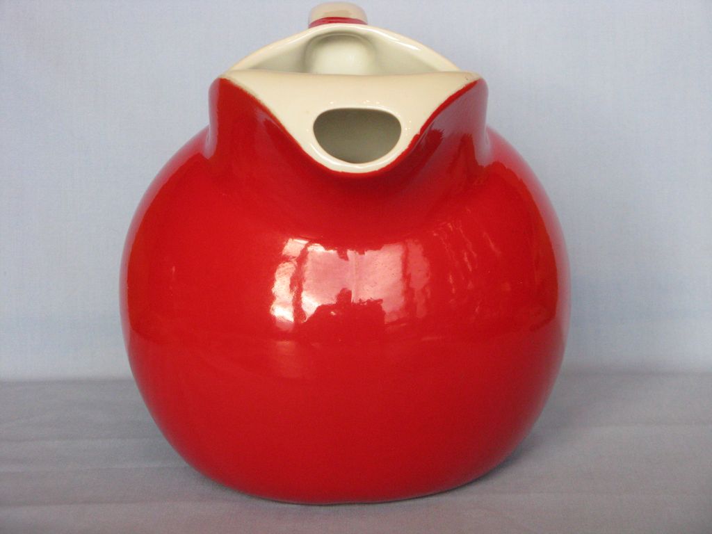 Hall China Red Kitchenware Ball jug, #3, "No Blue" Hall China Red Kitchenware Ball jug, #3, "No Blue"