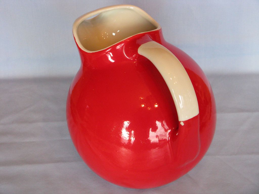 Hall China Red Kitchenware Ball jug, #3, "No Blue" Hall China Red Kitchenware Ball jug, #3, "No Blue"