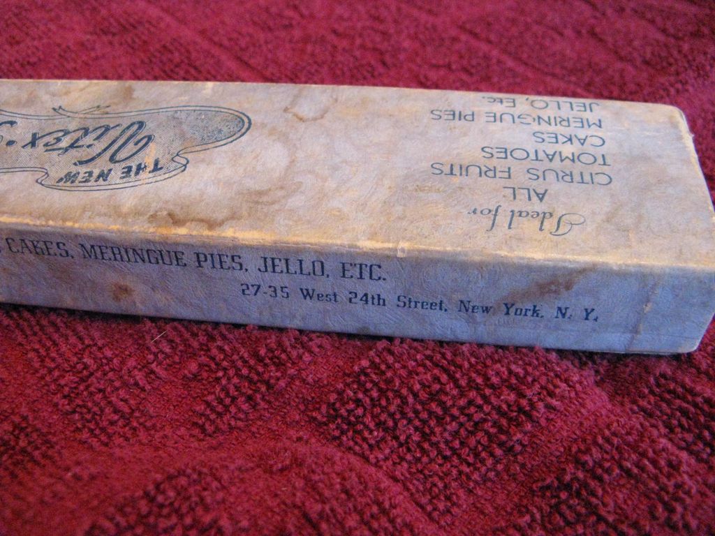 Vintage 3 Star Blue Glass Knife and Vitex Glas Box Vintage 3 Star Blue Glass Knife and Vitex Glas Box