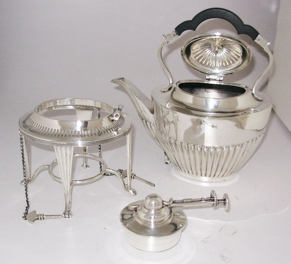 Antique English Sterling Silver Tilt Kettle Mappin & Webb Sheffield 1896-97 Antique English Sterling Silver Tilt Kettle Mappin & Webb Sheffield 1896-97
