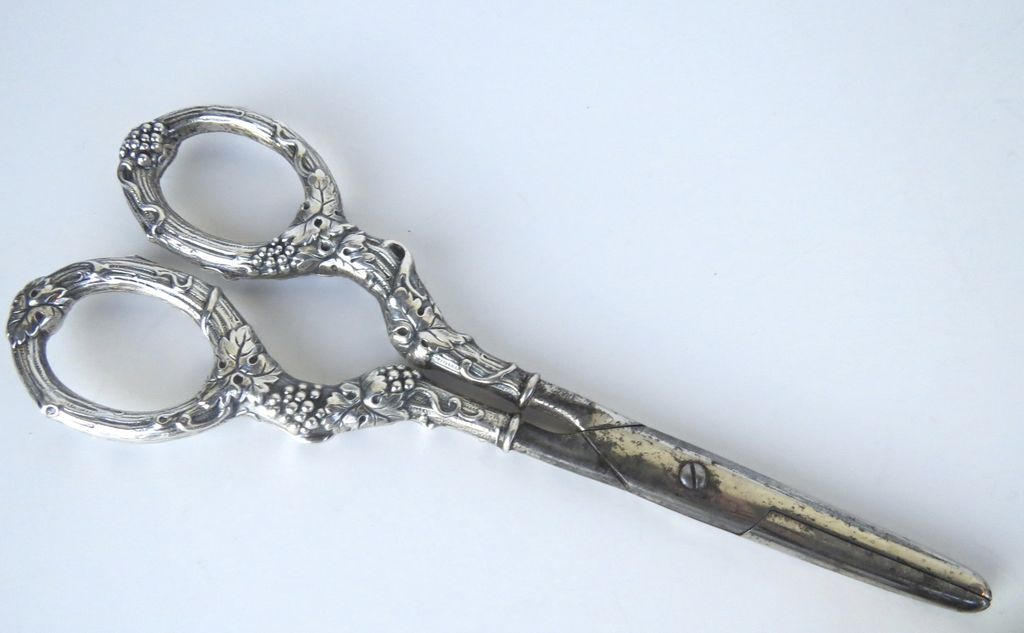 Sterling Silver Grape Scissors Shears Sterling Silver Grape Scissors Shears