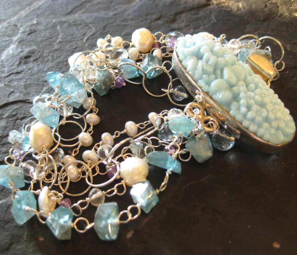 Apatite, blue topaz bracelet with cultured drusy pearls --Elizabeth-- Apatite, blue topaz bracelet with cultured drusy pearls --Elizabeth--