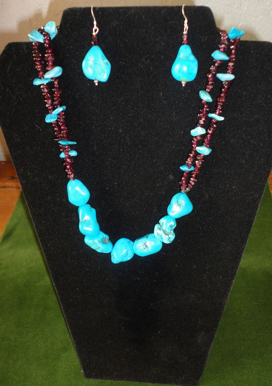 Gorgeous Turquoise Nugget Set on Garnet Necklace With Earrings Set Gorgeous Turquoise Nugget Set on Garnet Necklace With Earrings Set