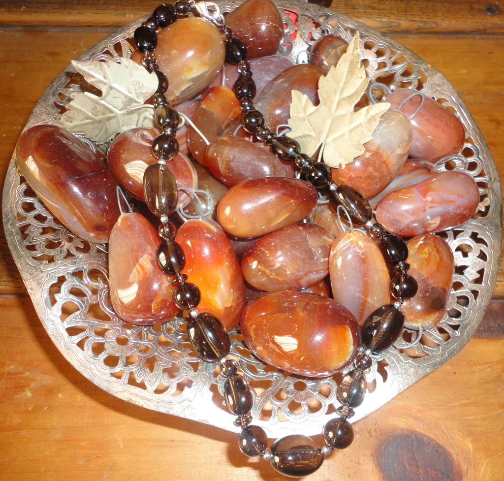 Smoky Quartz (250 ctw) Gem Stone 18" Necklace Earring Set. Smoky Quartz (250 ctw) Gem Stone 18" Necklace Earring Set.
