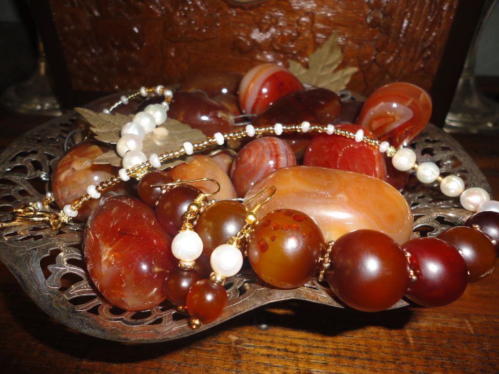Exquisite Amber,Cultured Pearls And Czech Glass Necklace Earrings Set Exquisite Amber,Cultured Pearls And Czech Glass Necklace Earrings Set