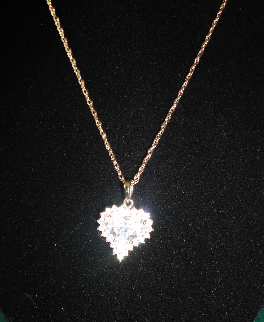 Spectacular Diamond Aura Heart Necklace Sterling Silver Chain.. Spectacular Diamond Aura Heart Necklace Sterling Silver Chain..