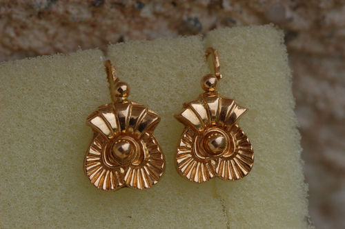Stunning Art Deco 18 Carat Gold French Dormeuse Earrings. Stunning Art Deco 18 Carat Gold French Dormeuse Earrings.