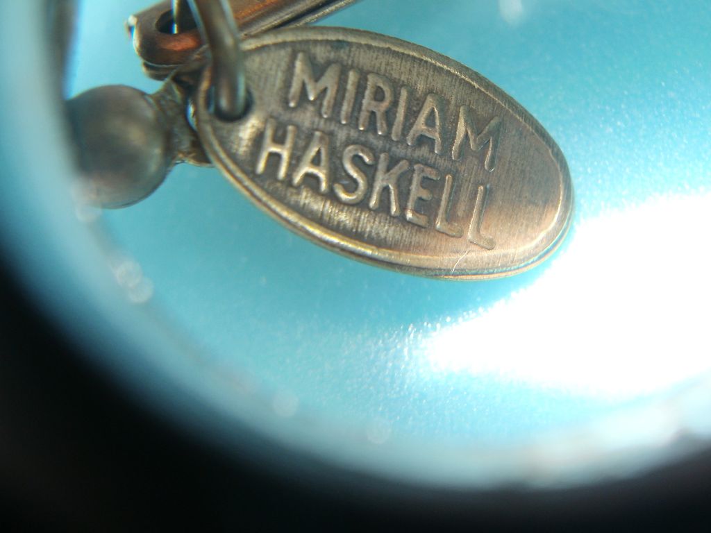 Vintage Miriam Haskell Signed Patent Number 3427691 Necklace. Vintage Miriam Haskell Signed Patent Number 3427691 Necklace.