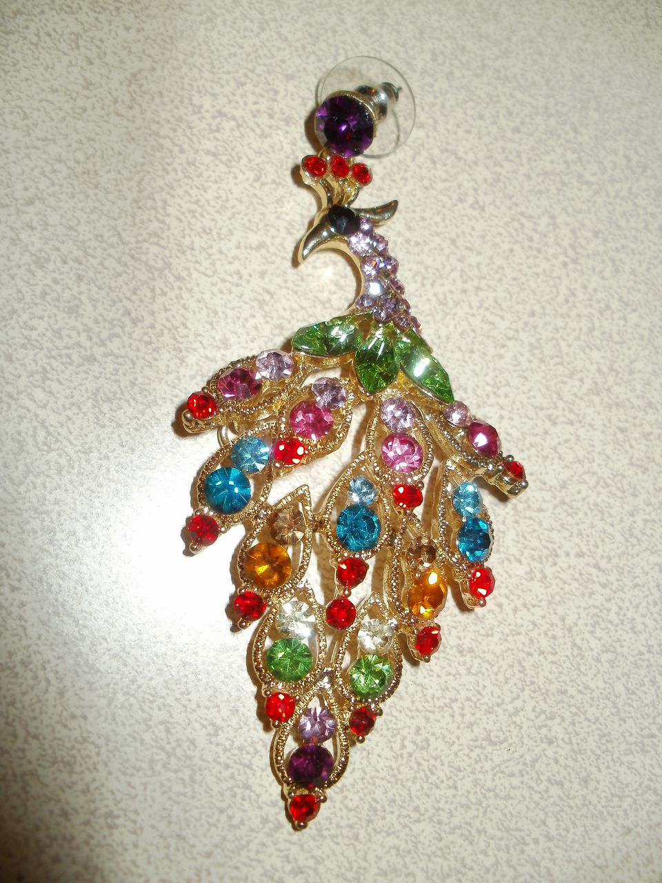 Beautiful Vintage Rhinestones Large Peacock Diva Earrings. Beautiful Vintage Rhinestones Large Peacock Diva Earrings.