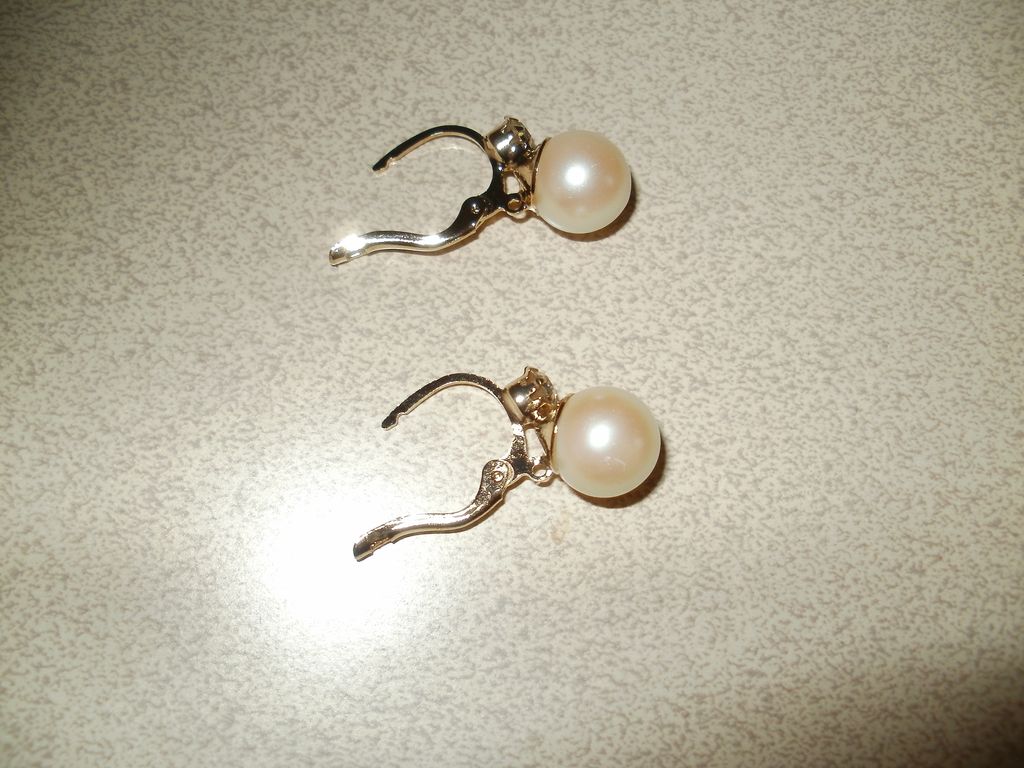 Beautiful Vintage Gold Plated Italian Dormeuse Leverback Pearl Rhinestone Earrings. Beautiful Vintage Gold Plated Italian Dormeuse Leverback Pearl Rhinestone Earrings.
