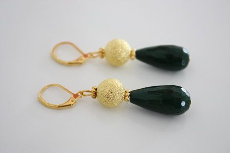 Beautiful Vintage Gold Plated Facetted Emerald Leverback Earrings. Beautiful Vintage Gold Plated Facetted Emerald Leverback Earrings.