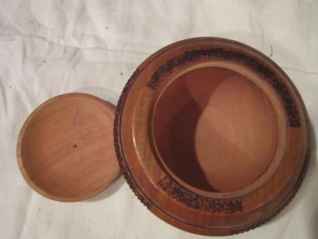 Vintage French Hand Carved Wood Trinket Box Vintage French Hand Carved Wood Trinket Box