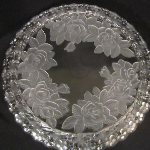 Vintage Studio Nova Winter Rose Cake Plate Vintage Studio Nova Winter Rose Cake Plate