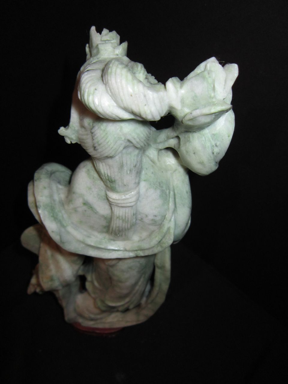 Large Hand Carved Jade Lady Kuan Yin Large Hand Carved Jade Lady Kuan Yin