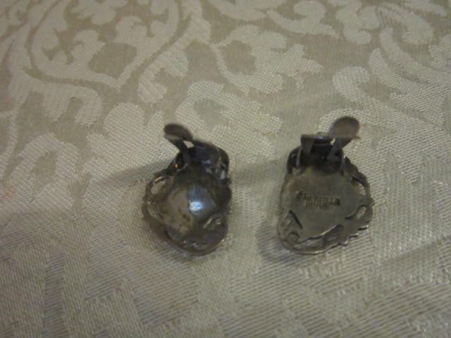 Vintage Siam Clip on Earrings and Pin/Broach Vintage Siam Clip on Earrings and Pin/Broach