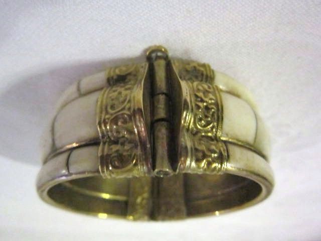 Vintage Bone, Hinged Bracelet Vintage Bone, Hinged Bracelet