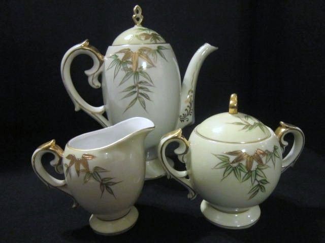 Vintage Japanese Tea Pot With Creamer And Sugar Vintage Japanese Tea Pot With Creamer And Sugar