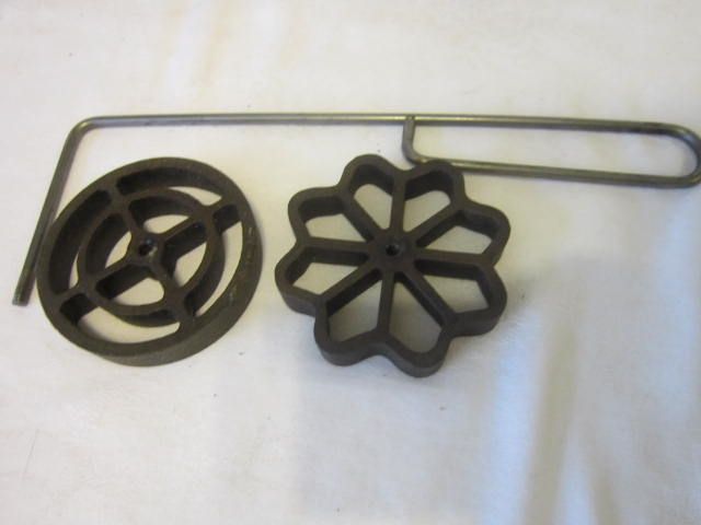Vintage Griswold Patty Mold set Vintage Griswold Patty Mold set