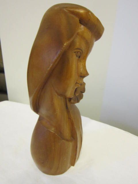 Vintage Wood Carved Young Hawaiian Lady Vintage Wood Carved Young Hawaiian Lady