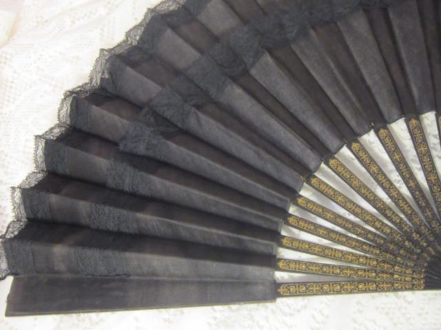Antique Victorian mourning fan Antique Victorian mourning fan
