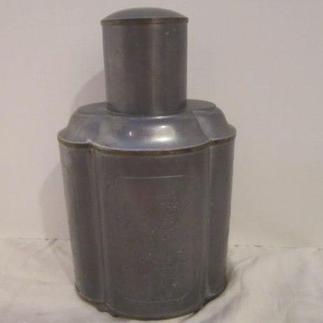 Vintage Pewter Flask Made For Gumps Of San Francisco . Vintage Pewter Flask Made For Gumps Of San Francisco .