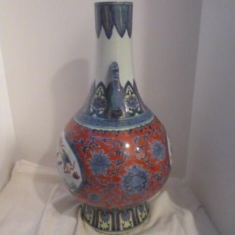 Vintage Large Chinese Porcelain Vase With Foo Dog And Flying Horse Vintage Large Chinese Porcelain Vase With Foo Dog And Flying Horse