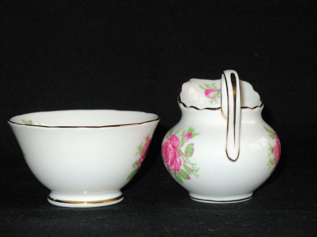 Royal Chelsea English Bone China Sugar Bowl & Matching Creamer Royal Chelsea English Bone China Sugar Bowl & Matching Creamer