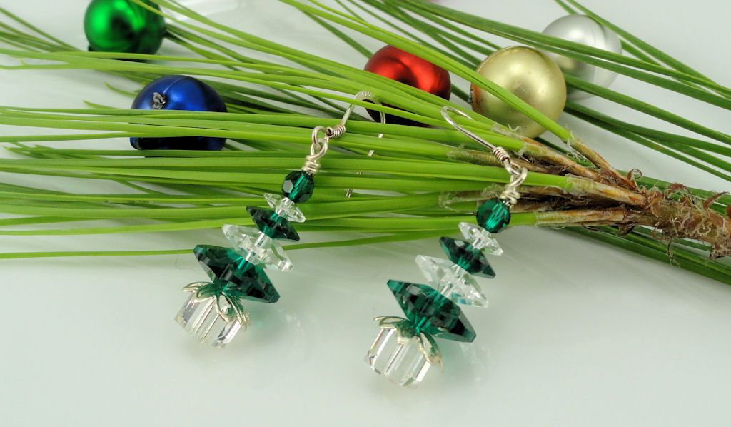 Traditional Emerald and Clear Swarovski Crystal Christmas Tree Sterling Silver Earrings Traditional Emerald and Clear Swarovski Crystal Christmas Tree Sterling Silver Earrings