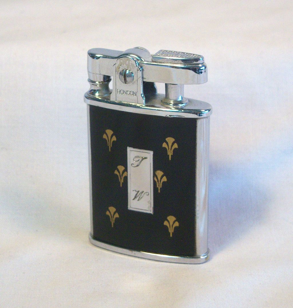 Ronson GEM Black Enamel and Gold Fleur-De-Lis Ca 1934 Ronson GEM Black Enamel and Gold Fleur-De-Lis Ca 1934