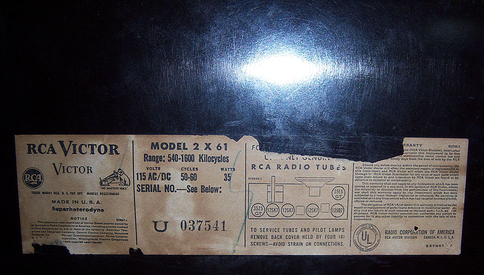 RCA Victor Table Top AM Radio Circa 1952 RCA Victor Table Top AM Radio Circa 1952