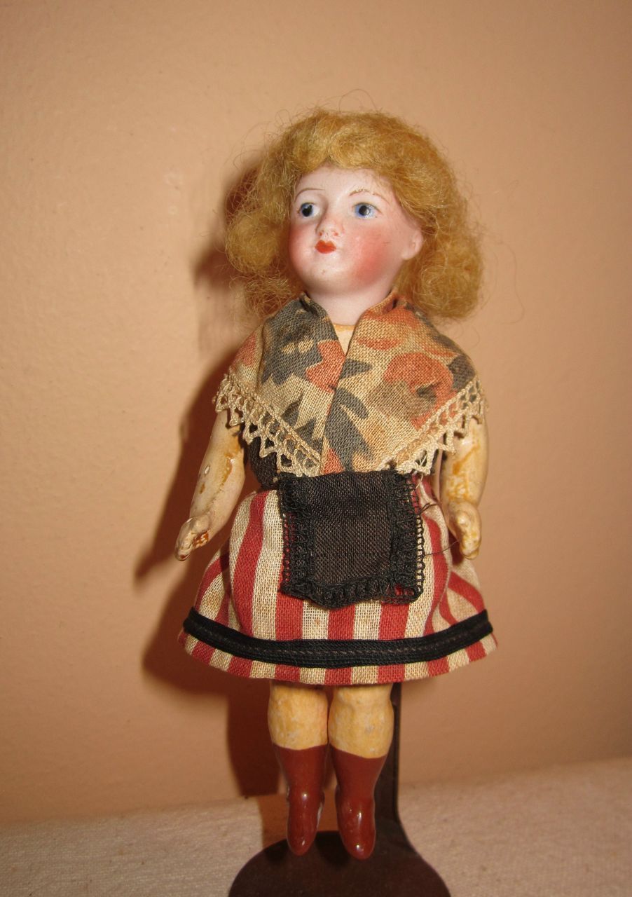 Dollhouse Paris Unis France 301 doll original Dollhouse Paris Unis France 301 doll original