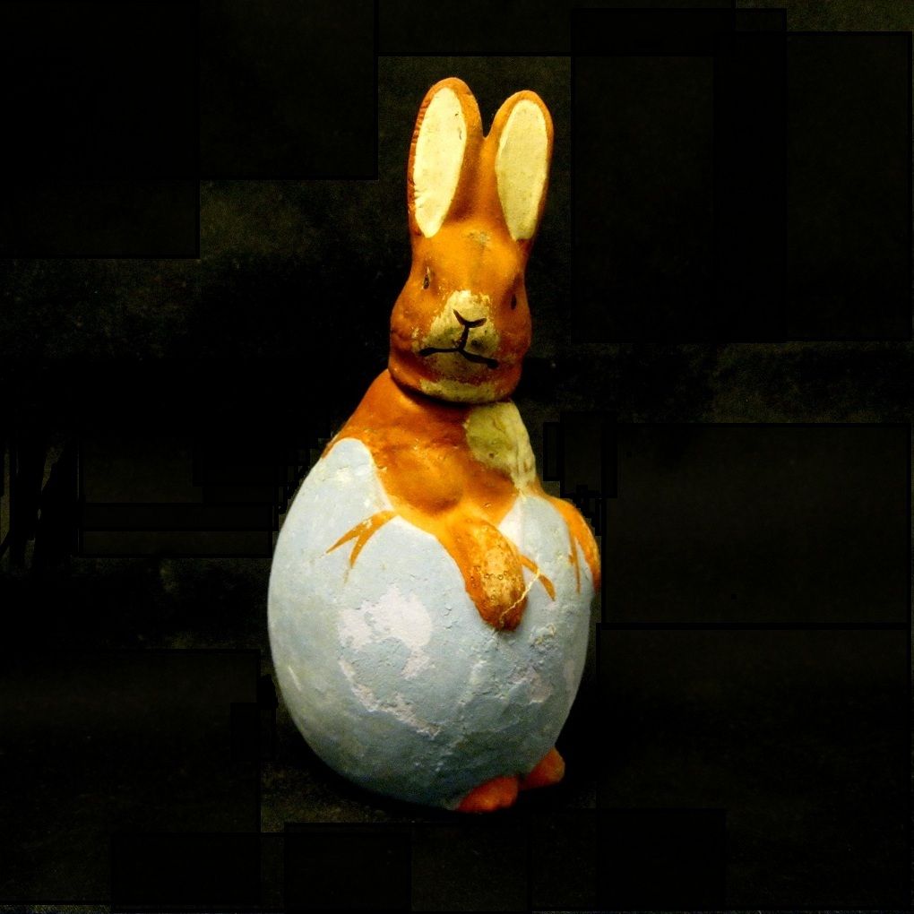 Old German Bunny/Cracked Egg Candy Container Old German Bunny/Cracked Egg Candy Container