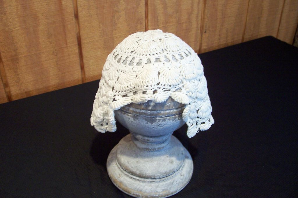 Hand Crocheted Baby Bonnet, circa 1900 Hand Crocheted Baby Bonnet, circa 1900