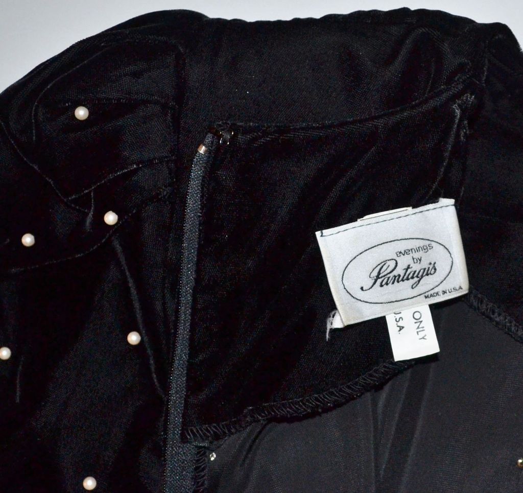 1970/80s Pantagis ~ ILGWU Faux Pearl & Black Velvet Dress 1970/80s Pantagis ~ ILGWU Faux Pearl & Black Velvet Dress