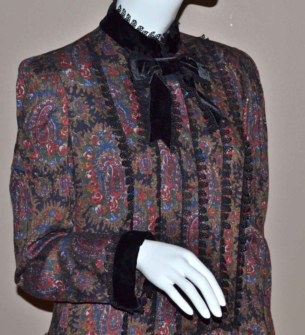 1970/80s Oscar de la Renta ~ Victorian Style Gothic Lace Floral Dress 1970/80s Oscar de la Renta ~ Victorian Style Gothic Lace Floral Dress