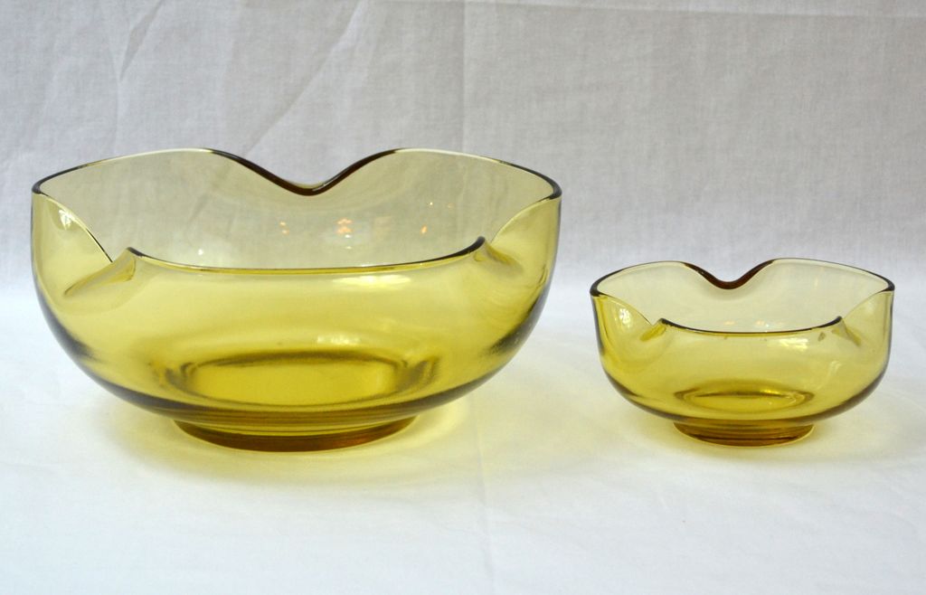 1970s Anchor Hocking ~ Honey Gold Glass Chip N' Dip Set w/ Orig Box 1970s Anchor Hocking ~ Honey Gold Glass Chip N' Dip Set w/ Orig Box