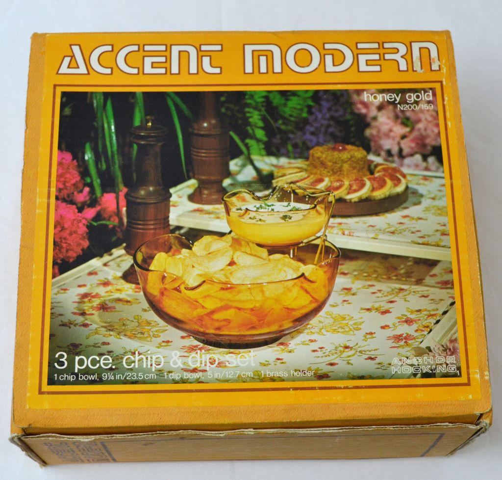 1970s Anchor Hocking ~ Honey Gold Glass Chip N' Dip Set w/ Orig Box 1970s Anchor Hocking ~ Honey Gold Glass Chip N' Dip Set w/ Orig Box