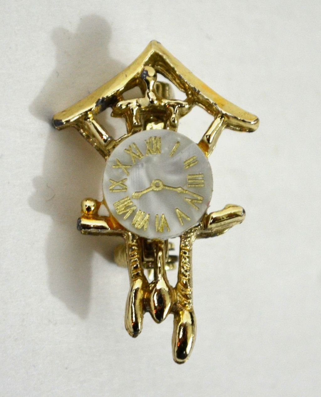 Mother of Pearl Cuckoo Clock Scatter Pin Mother of Pearl Cuckoo Clock Scatter Pin
